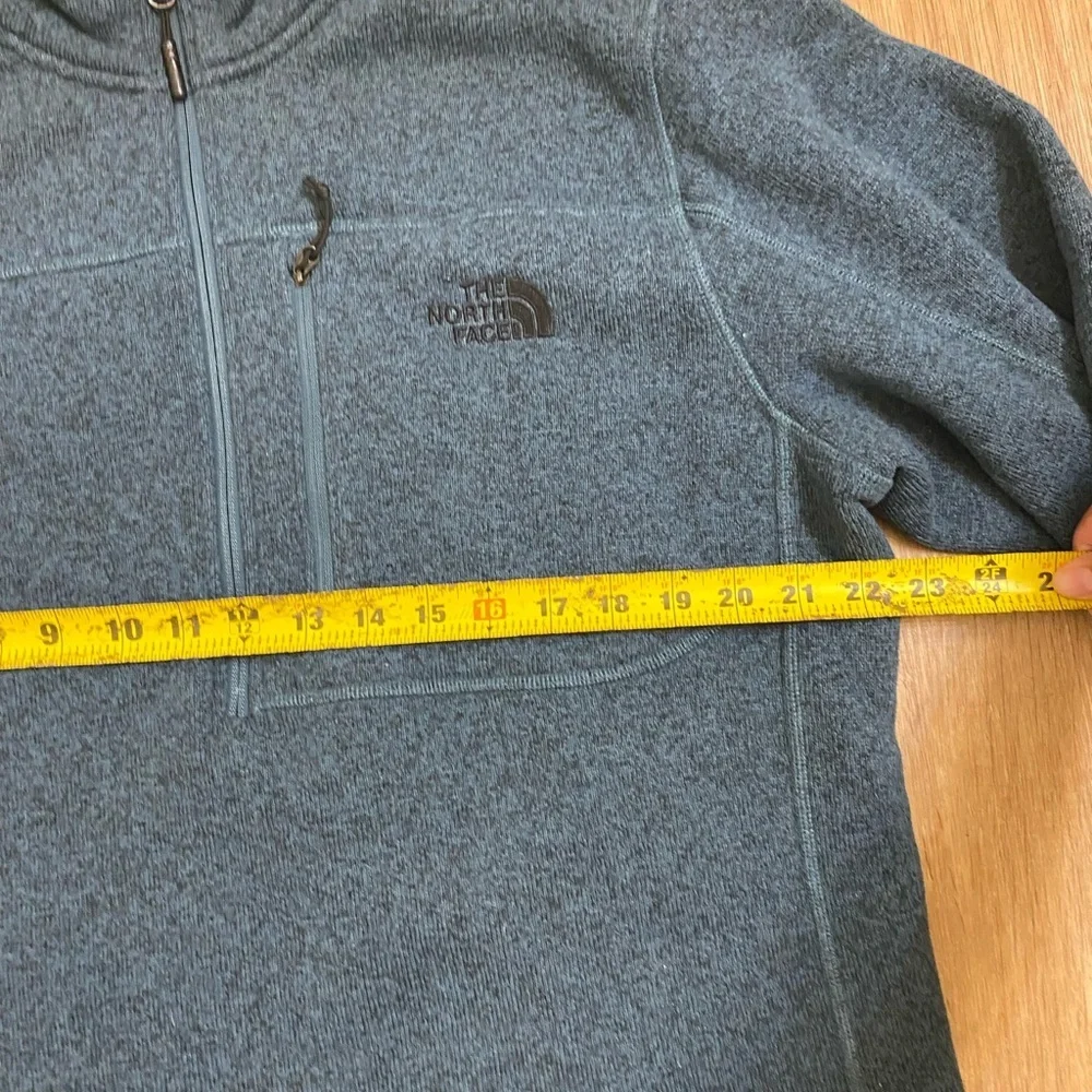 The North Face Men's Heather Blue Fleece Pullover